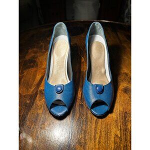 Vintage Italian Blue Leather Peep Toe Heels Size 9B With Button Detail